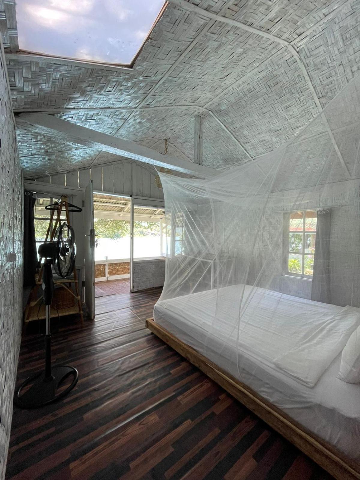 Hub Tata Guesthouse Tuk Tuk Exteriér fotografie